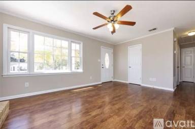 Main picture of 8206 Wynnview Rd