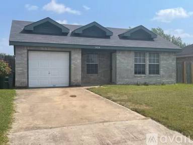 Main picture of 3414 Lazy Palm Dr S