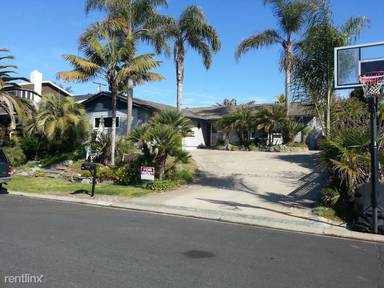 Main picture of 5430 Los Robles Dr