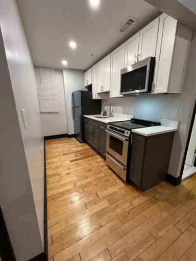Main picture of 9 Appleton St