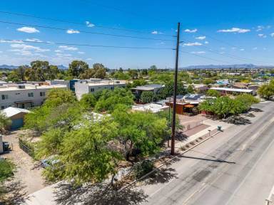 Main picture of 2929 N Mountain Ave