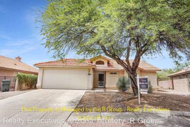 Main picture of 9243 E Elderberry St