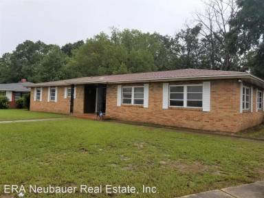 Main picture of 1023 Bay Ave