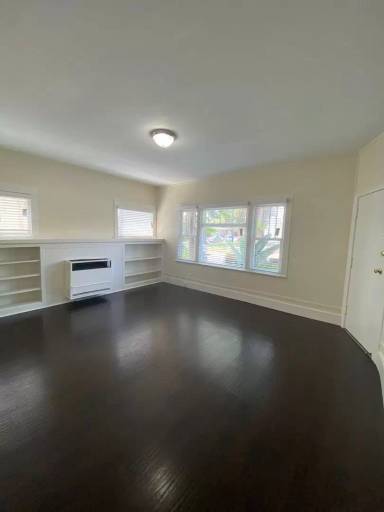 Main picture of 902-904/ 906-914 MAINE,637 9TH