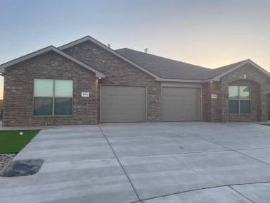 Main picture of 2013 Aberdeen Ave