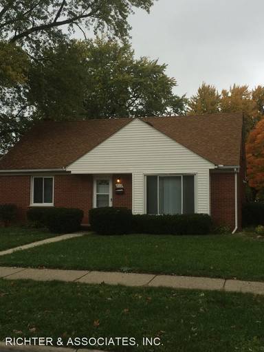 Main picture of 21112 Powers Ave