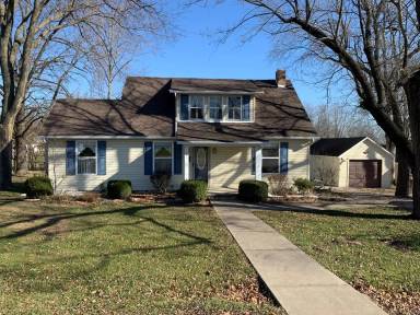 Main picture of 212 Alden St