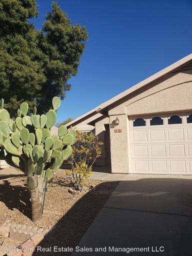 Main picture of 3415 S Nastar Dr