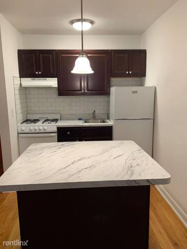 Main picture of 1022 Broad St