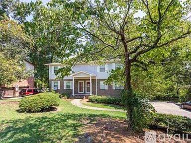 Main picture of 817 Linbard Ln