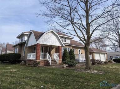 Main picture of 301 E Bigelow St