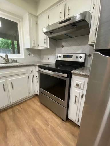 Main picture of 4839 N Glenn Ave