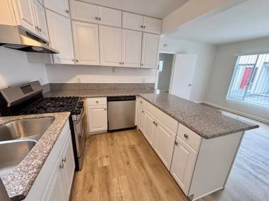 Main picture of 330 Sierra St