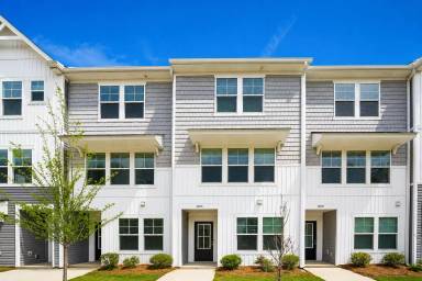 Main picture of Brand New Townhome | 3 BR/3.5BA | 1-Car Garage | Near Downtown Mooresville