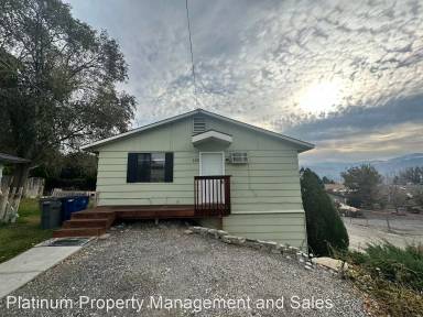 Main picture of 150 13th St NE