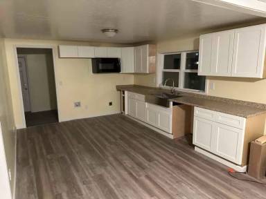 Main picture of 204 West St