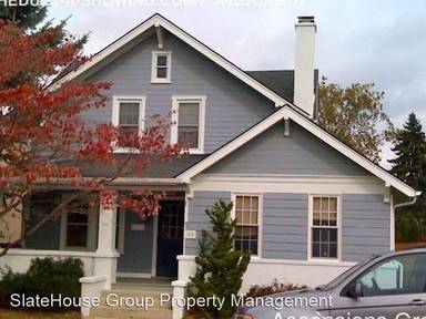 Main picture of 50 Oak St