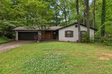 Main picture of 4084 Longview Dr