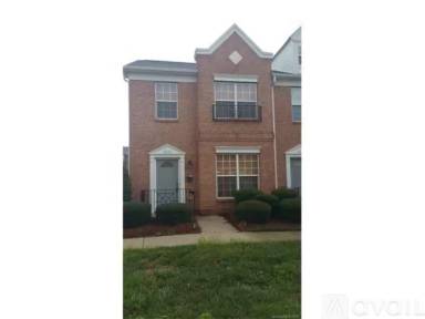 Main picture of 3810 York Aly