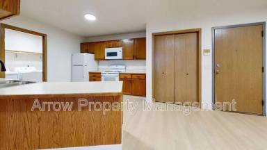 Main picture of College Park Apartments