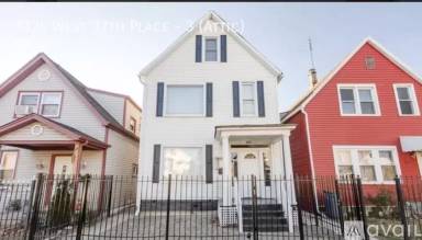 Main picture of 3325 W 37th Pl