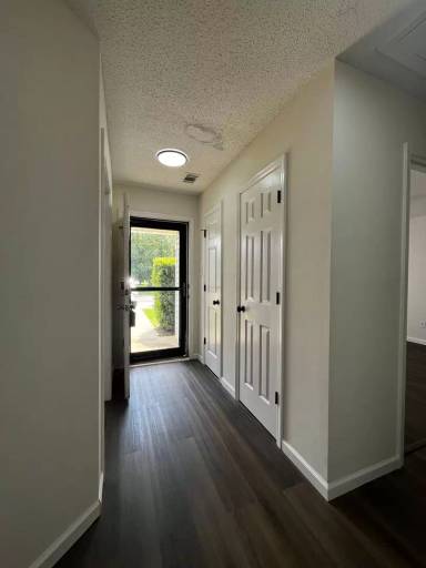 Main picture of 318 Chadwyck Cir