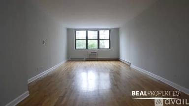 Main picture of 1446 N Dearborn St