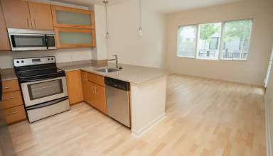 Main picture of 238 E Water St
