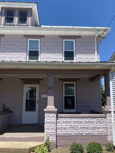 Main picture of 315 S Rosemont Ave