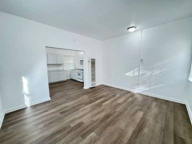 Main picture of 291 2nd St