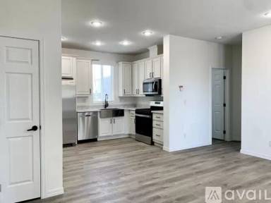 Main picture of 1366 Naranca Ave