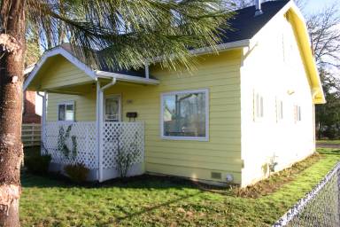 Main picture of 1240 S 4th St