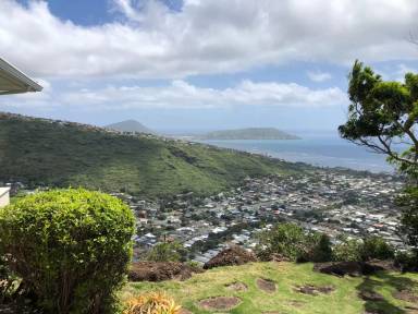 Main picture of 5321 Kahalakua St