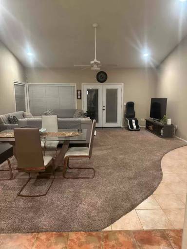 Main picture of 3320 W Shannon Pl