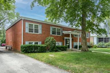Main picture of 330 College Ave