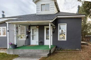 Main picture of 462 10th St