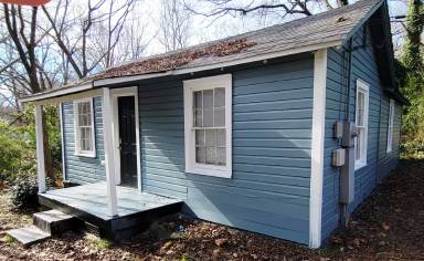 Main picture of 102 Plum Tree Ln