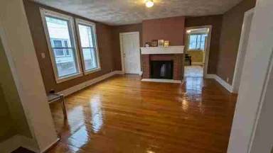 Main picture of 14 Grant St