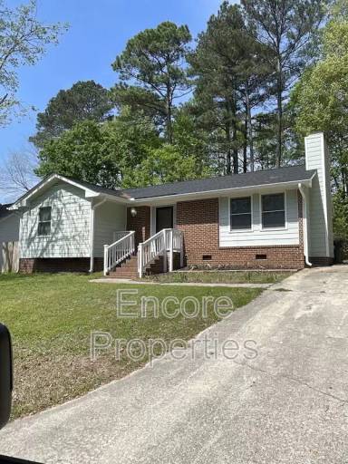 Main picture of 8009 Boxer Pl