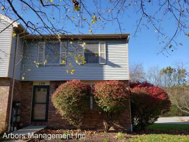Main picture of 139 Brooke Dr