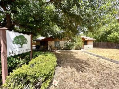 Main picture of 3015 McFerrin Ave