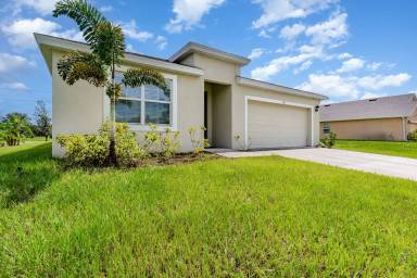 Main picture of 318 Hammock Rd SE