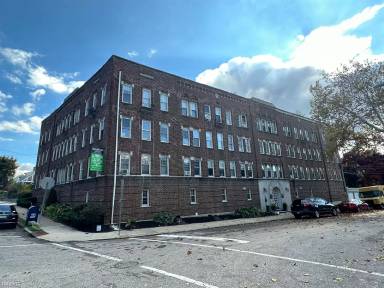Main picture of 200 W Sedgwick St