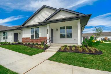 Main picture of 2047 Vintage Farms Way