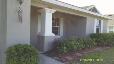 Main picture of 2718 SW 3rd Ln
