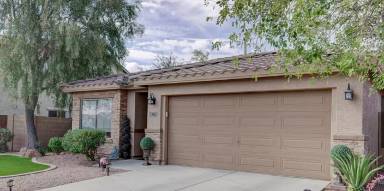 Main picture of 941 E Penny Ln