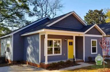 Main picture of 4 Bigby St