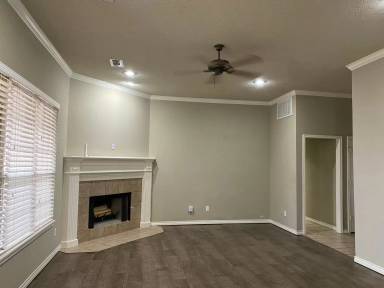 Main picture of 5515 101st Pl