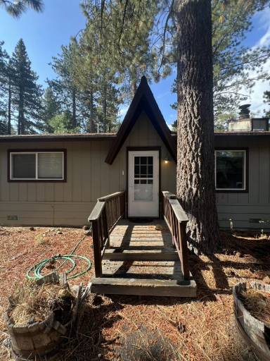 Main picture of 654 Eloise Ave