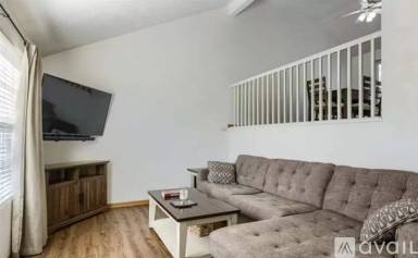 Main picture of 17748 Margo St